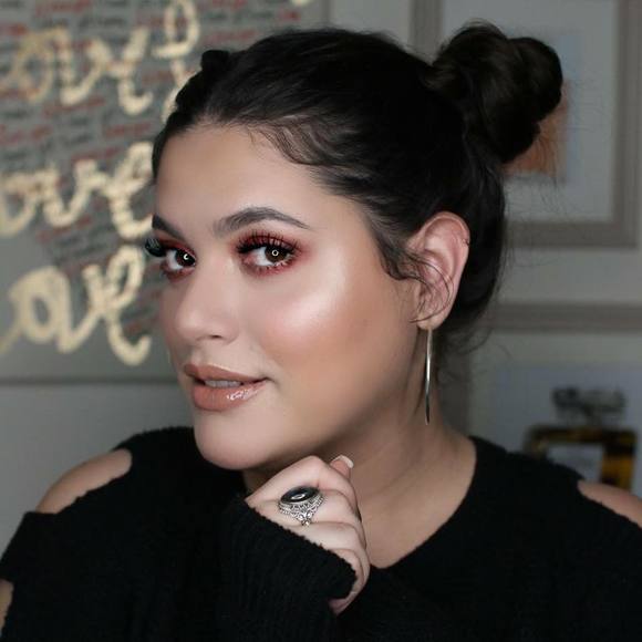 Meet your Posher, Roberta - Picture 1 of 1